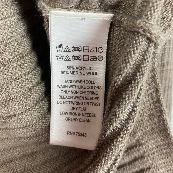 Tahari Merino Wool Blend Button Back Ribbed Sweater Chocolate Brown Womens Sz XS - Picture 7 of 12